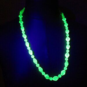 Uranium Glass vintage bead necklace